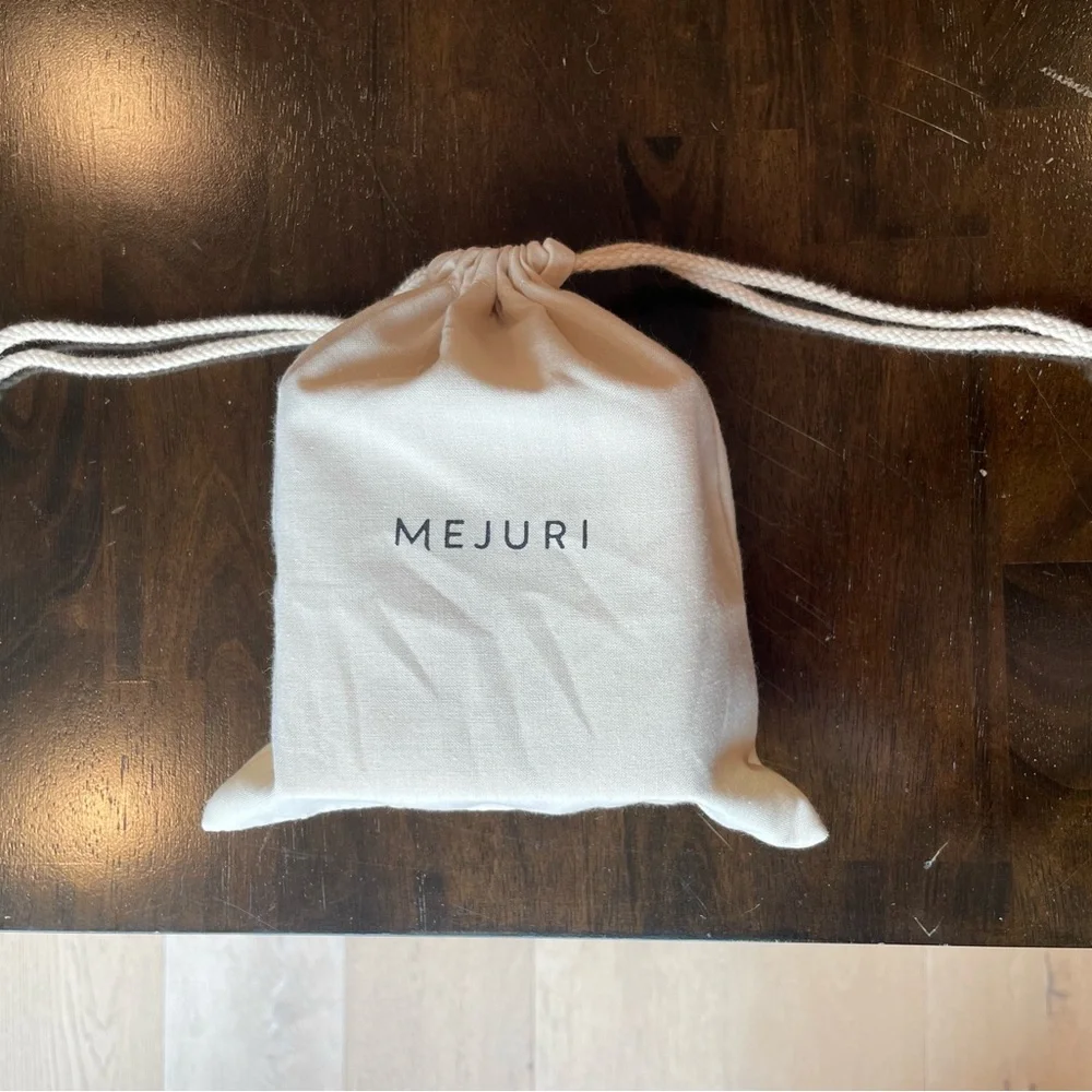 Mejuri Small Jewelry Box Beige - Picture 9 of 9